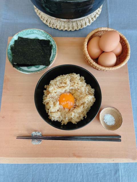 一番塩で食べる卵かけ出汁ごはん