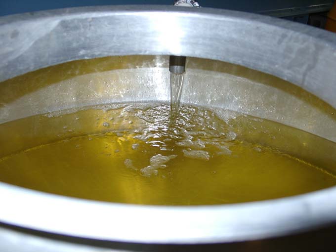 静置発酵の米酢