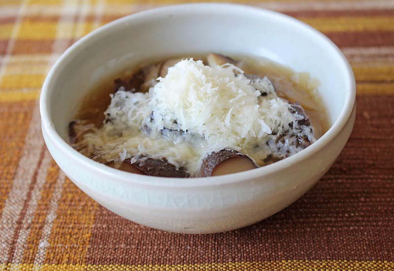 干し椎茸と玉ねぎのスープ